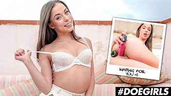 Play DOEGIRLS - A Day In Quarantine With Spanish Pornstar Anastasia Brokelyn