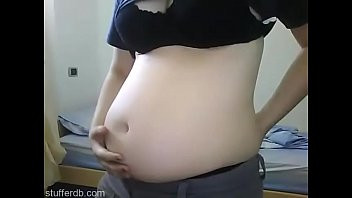Play Coke and mentos belly bloat