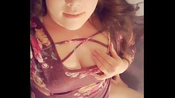 Play XVideo Papi licks me so good again