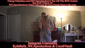 Play Mom Helps Hurt Son In Bath Coco Vandi