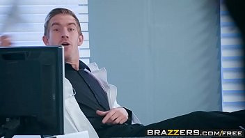 Play Brazzers - Doctor Adventures - Mom Visits Doc scene starring Veronica Avluv and Danny D