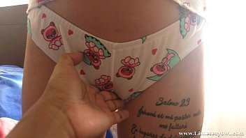 Play Creampie !! Playing with my stepdaughter girl with super sexy panties !!