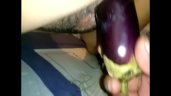 Play Fucking my wife with a big eggplant