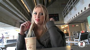 Play LECHE 69 Sexy Russian Blonde Teen