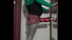Play Masturbation Machine Fulfills Sissy Crossdresser's Desires