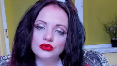 Play Red Lips Fetish Babe for Your Holidays