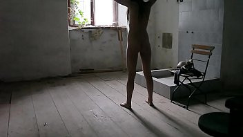 Play Various ways of modern torture and interrogations