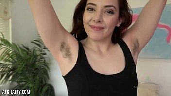 Play Ember Stone rubs her hairy crotch for you