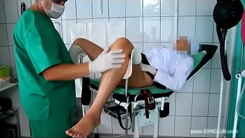 Play Nurse on gyno chair