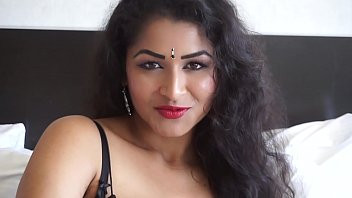 Play Desi Dhabi wears Short dress to please you