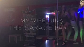 Play Sesso con una bionda conosciuta nel club privato
