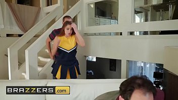 Play Teens like it BIG - (Gia Derza, Xander Corvus) - Cheeky Cheerleader - Brazzers