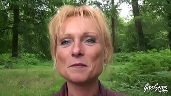 Play Russian milf fucked in a gangbang
