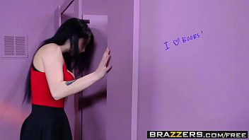 Play Brazzers - Baby Got Boobs - (Noelle Easton) (Johnny Castle) - Two Boobs One Hole