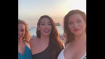 Play Clea Gaultier having a quickie after a party in Ibiza