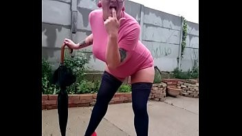 Play Susannlove77 in Pissing Action