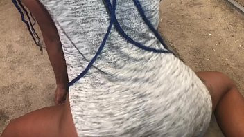 Play Twerking upskirt