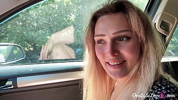 Play Babe Blowjob Big Dick Stranger and Cumshot in the Car