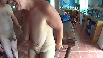 Play Suzisoumise the mature whore fucked twice by her guest.