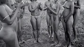 Play Love Island, Vintage Desert Island Paradise Porn, Black Beauties