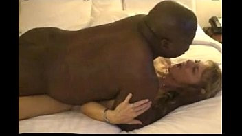 Play Mature Hot Babe ass Fuck Black Guy in Hotel